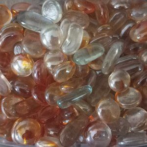2 lbs of beautiful decorative glass stones